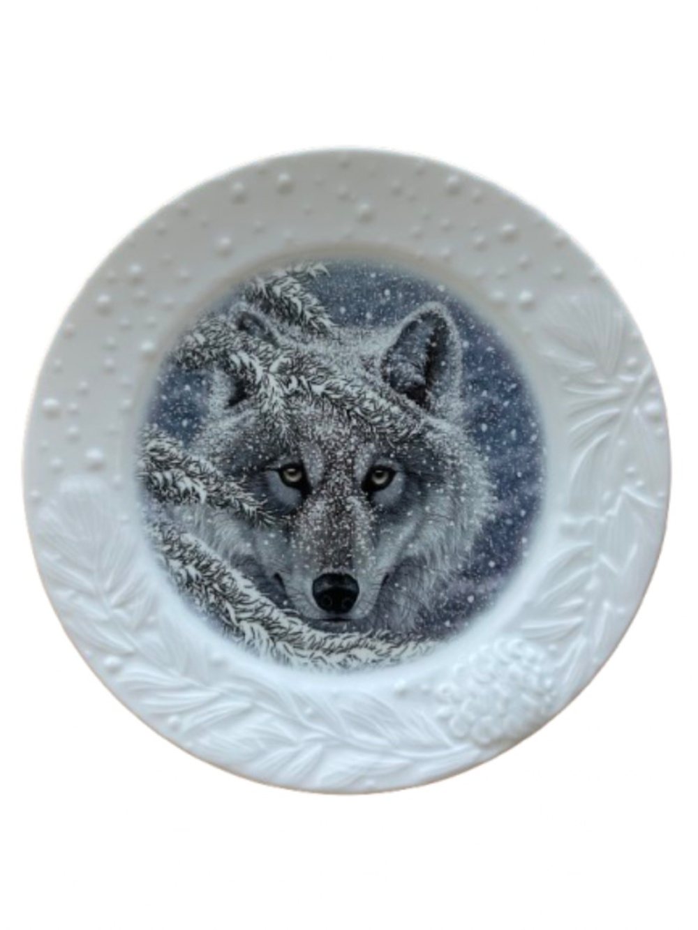 The Bradford Exchange "Veil of Winter" from "Forest Watch" Collector Plate #556A